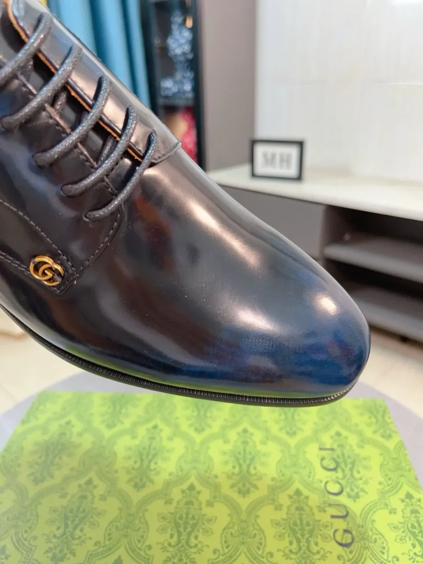 Men's Men's Shoes 💰520🌹🌹Niuli [GUCCI Gucci] A new style of formal men's leather shoes is coming~ The original quality upper is made of patent leather imported from Italy, the leather is soft and delicate, comfortable and soft first-layer cowhide lining, rubber wear-resistant outsole, the shoe shape is dignified and domineering, and the luxury charm cannot be concealed! The natural and free nouveau riche leads the trend. Code number: 38-44